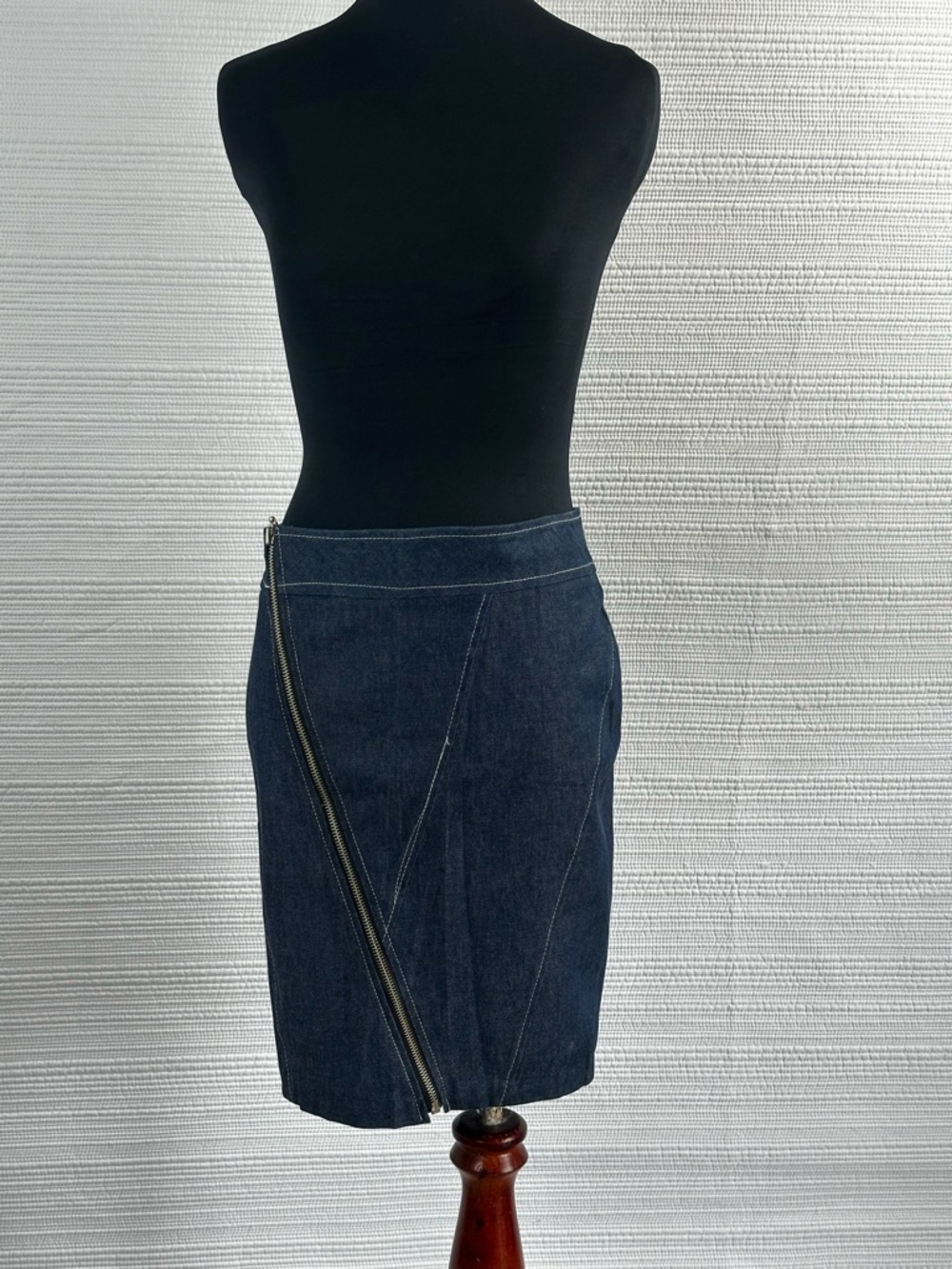 Poema Dark Wash Denim Zip Front Pencil Skirt Size S Chico Y2K Office Siren